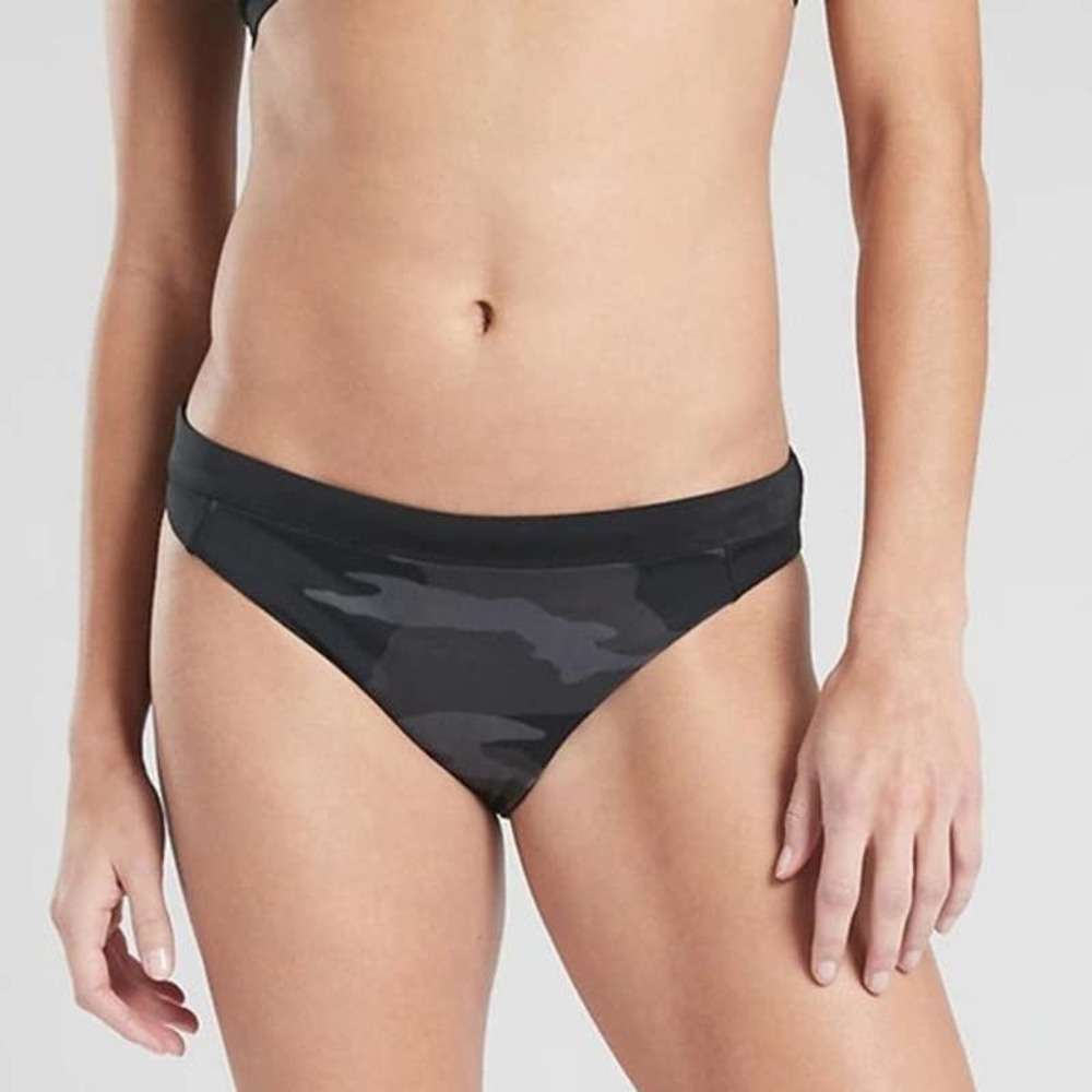 Athleta Freestyle Camo Bikini Bottom size M